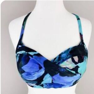 Athleta swim top 34 d/dd